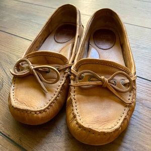 Frye tan leather flats size 7